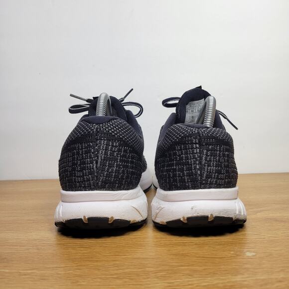 Brooks Womens Size 10B Revel 3 Black Gray Running Shoes Sneakers 1203021B012 - Picture 4 of 11